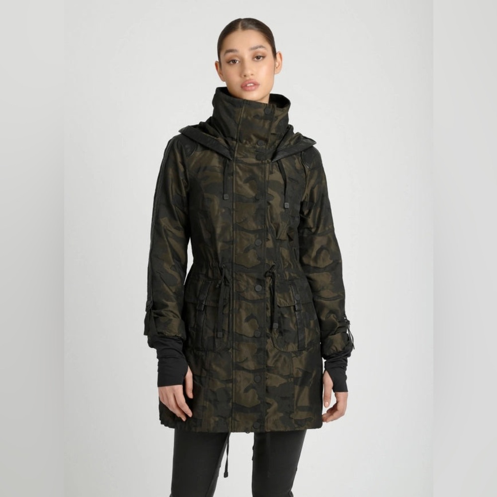 Blanc Noir Camo Anorak Olive CAMO